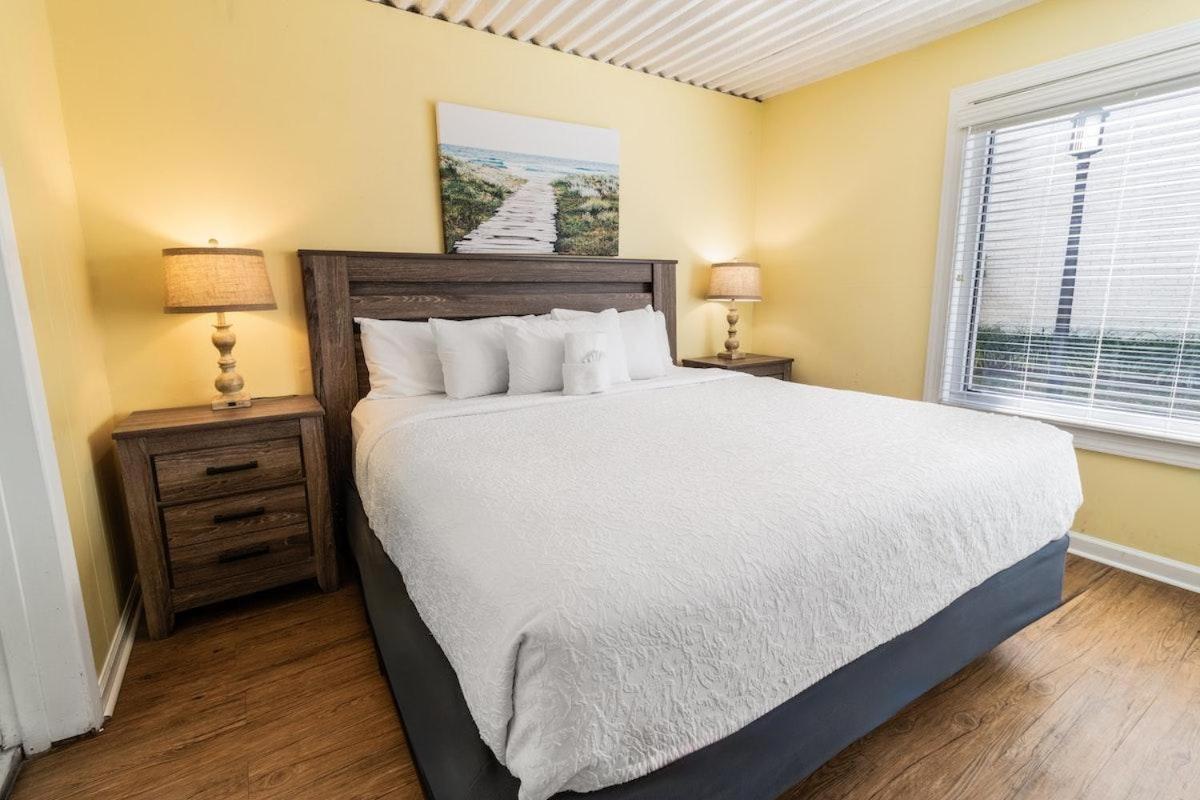 Two Bedroom Villa Sleeps 6 Has 2 Queen And 1 King Pawleys Island Zewnętrze zdjęcie